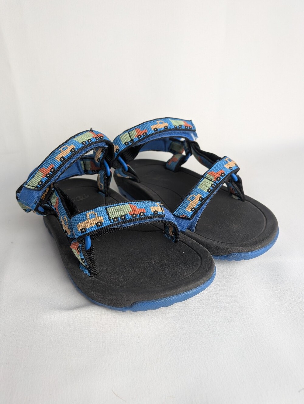 TEVA Hurricane XLT 2 Kid Sandals Size 10 Unisex Car Pattern 3 Velcro Straps